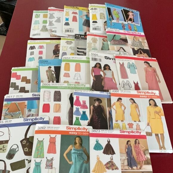 22 Simplicity Patterns  2004 - 2014  See List - Picture 1 of 5